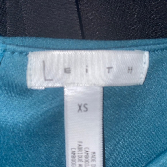 ❌SOLD❌ Leith Green Dress SzXS - Picture 3 of 4